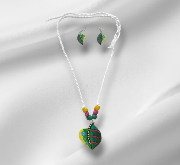 AREMBI Terracotta Necklace and Earring Set, Handmade Clay Painted Jewellery for Women and Girls. Clay work Fashion jewelry