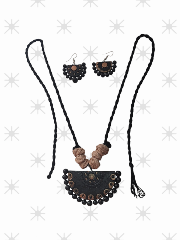 AREMBI Terracotta Necklace and Earring Set, Black Semi Round, Handmade Clay Jewellery for Women.,Terracotta black semi round stalish Necklace Set for Women and Girls.Women.terakotta jewellery