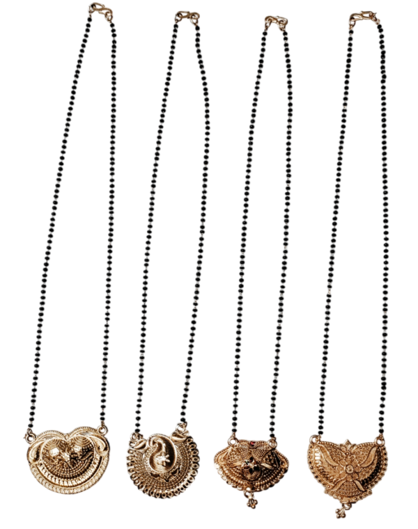 AREMBI-NO-1007- MANGALSUTRA,Traditional Pendant chain - Gold Palted Chain- for special occasion 18 Inches, Black and Gold colour-pack of 4.